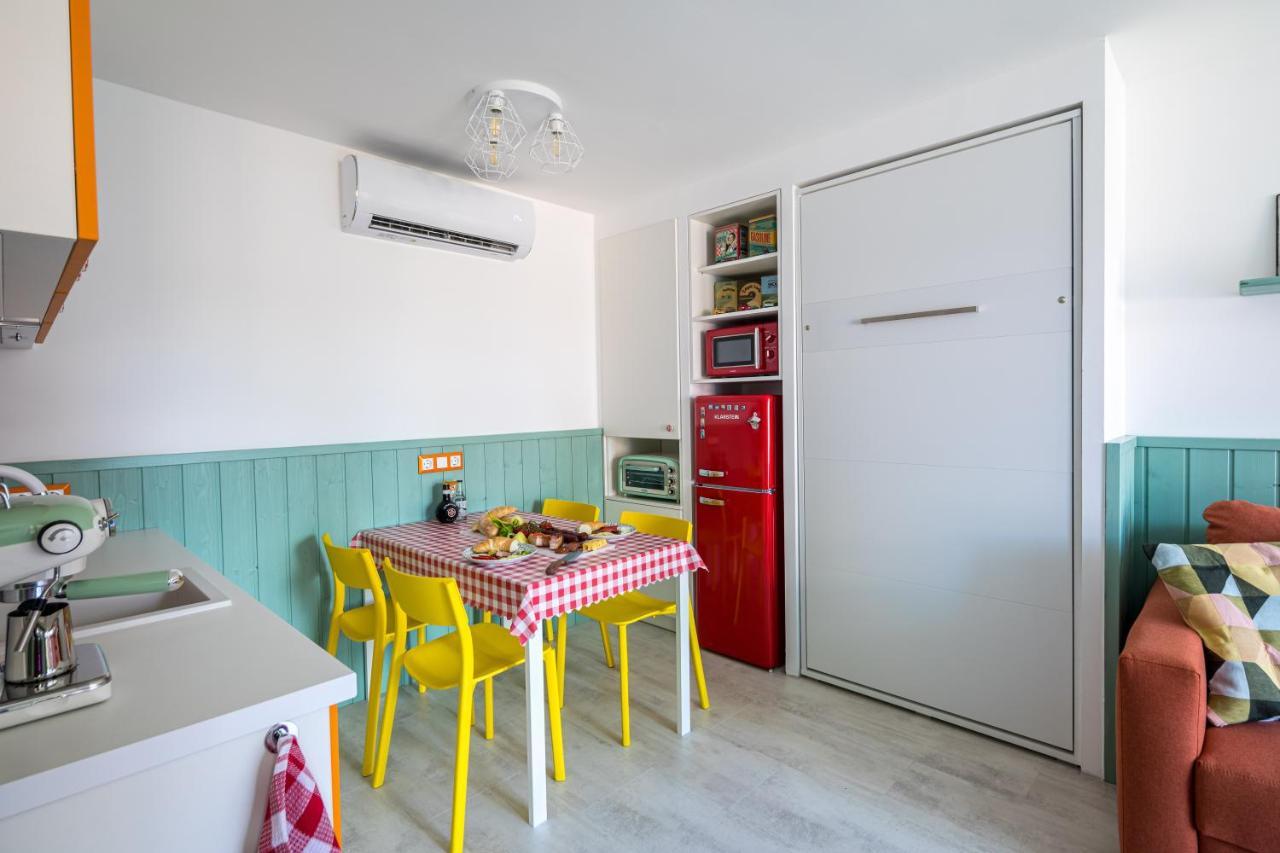 Balatonic Retro Apartment Zamárdi Екстериор снимка