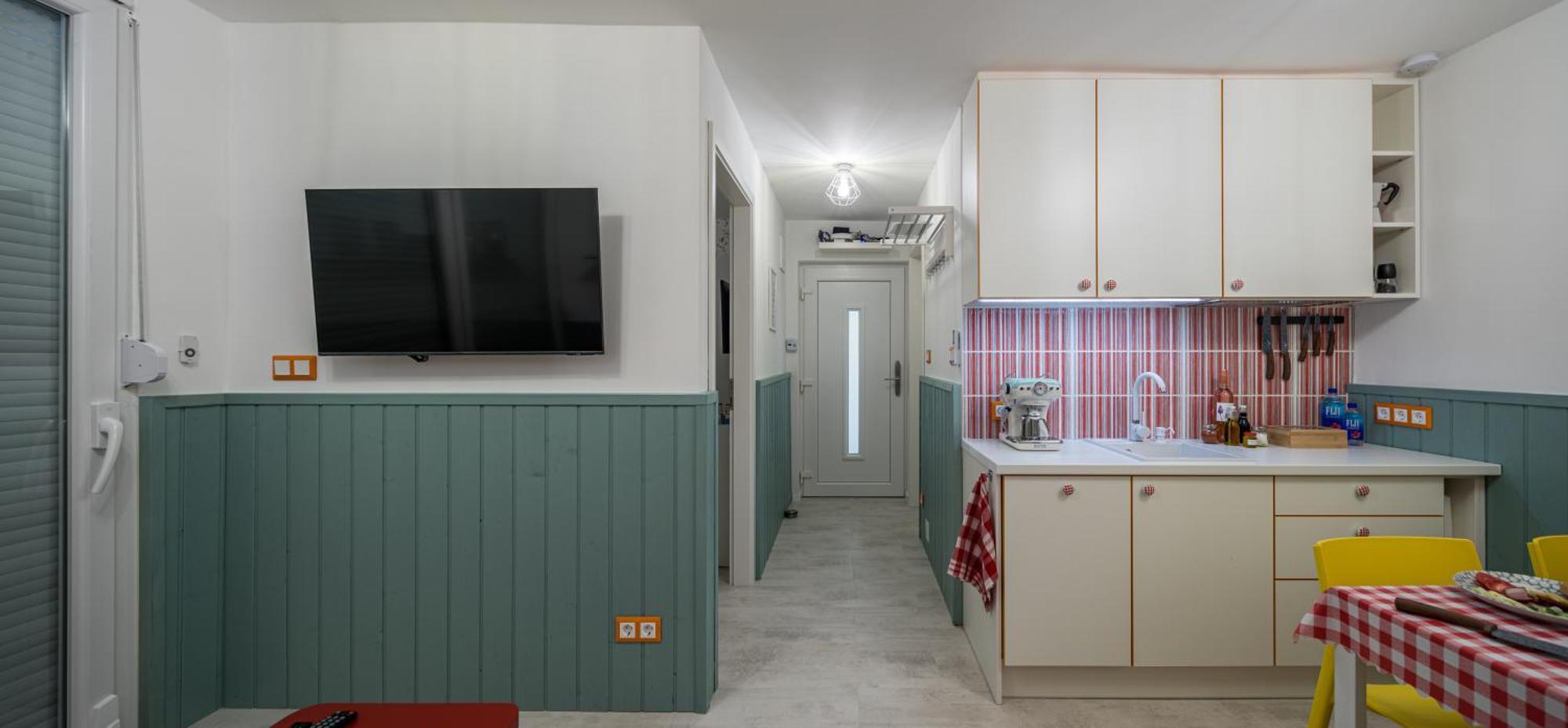 Balatonic Retro Apartment Zamárdi Екстериор снимка